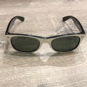 Ray-Ban Wayfarer - White - Great Condition